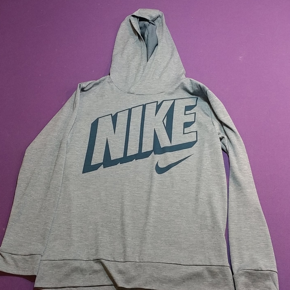 Nike dri-fit lightweight hoodie